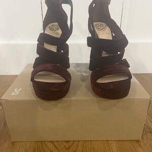 Vince Camuto Women's Burgundy Platform Heels